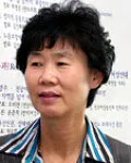 대학교수인 윤형숙의 대표 이미지