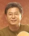 가수인 유의형의 대표 이미지