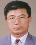 (전직)대학교수인 정기철의 대표 이미지