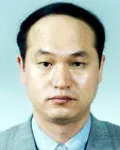 신문기자인 성상경의 대표 이미지