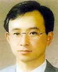 판사인 이광만의 대표 이미지