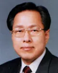 대학교수인 윤수현의 대표 이미지