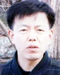 시인, 고등교원인 윤형근의 대표 이미지