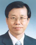 의사인 최윤백의 대표 이미지