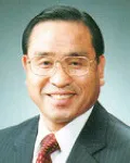 대학교수인 윤대순의 대표 이미지
