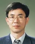 변호사, 대학교수, (전직)판사인 이영무의 대표 이미지