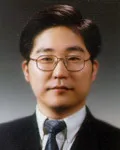 의사인 최인철의 대표 이미지