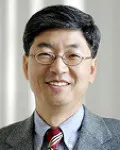 대학교수인 백준기의 대표 이미지