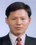 (전직)행정공무원인 천창필의 대표 이미지
