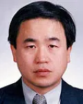 내과의사, 대학교수인 신용운의 대표 이미지