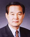 정치인, (전직)신문인인 강철은의 대표 이미지
