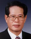 소아과의사, 대학교수인 이건수의 대표 이미지