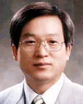 (전직)정무직공무원, (전직)대학교수인 이원창의 대표 이미지