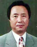 수필가인 김원우의 대표 이미지