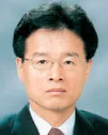 대학교수인 이용재의 대표 이미지