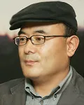 영화감독인 박흥식의 대표 이미지
