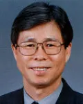 소설가인 이관순의 대표 이미지