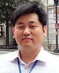 기자인 신두식의 대표 이미지