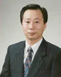 (전직)행정공무원인 김통의 대표 이미지