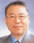 한의사, (전직)대학교수인 안창범의 대표 이미지