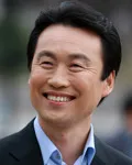 정당인인 윤진원의 대표 이미지