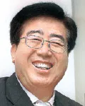 작사가, 작곡가인 김동찬의 대표 이미지