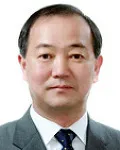 대학교수인 신형섭의 대표 이미지