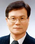 (전직)방송인인 배귀섭의 대표 이미지