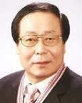 인 윤영근의 대표 이미지