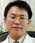 성형외과의사, 대학교수인 김용욱의 대표 이미지