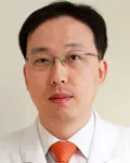 의사인 정인갑의 대표 이미지