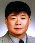 비뇨기과의사, 대학교수인 윤상민의 대표 이미지