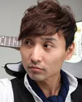 기타연주가인 이용운의 대표 이미지