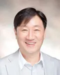 정당인인 김정용의 대표 이미지