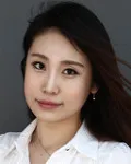 가수인 박꽃별의 대표 이미지