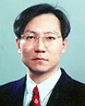 대학교수인 김이섭의 대표 이미지