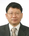 기업인, (전직)대학교수인 이봉형의 대표 이미지