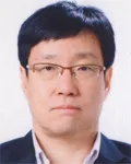 대학교수인 김윤배의 대표 이미지