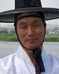 대금연주가인 박기형의 대표 이미지