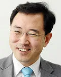 대학교수인 김윤배의 대표 이미지