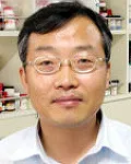 대학교수인 김자헌의 대표 이미지