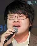 방송PD인 유학찬의 대표 이미지