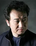 작가인 김진명의 대표 이미지