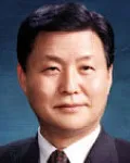 (전직)정무직공무원, (전직)행정공무원인 윤은중의 대표 이미지