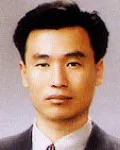 검사인 강해운의 대표 이미지