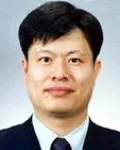 대학교수인 홍석기의 대표 이미지