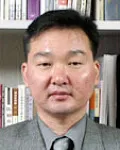 대학교수인 최형욱의 대표 이미지