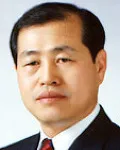 (전직)사회기관단체인, (전직)경찰공무원인 전용찬의 대표 이미지