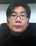 영화제작자인 정현의 대표 이미지