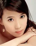 영화배우인 시염비의 대표 이미지